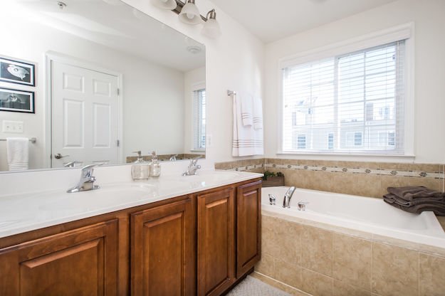 1307lowmanst043